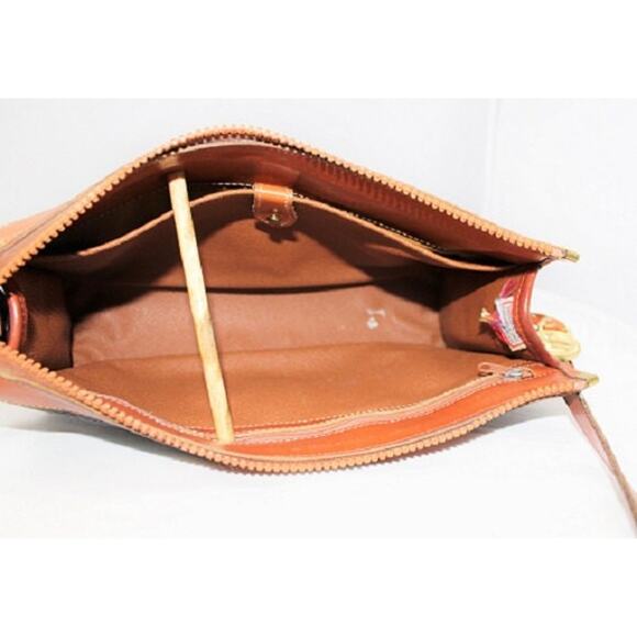 Vintage Dooney and Bourke Black Crossbody Messenger Handbag, Designer Equestrian - Picture 5 of 5